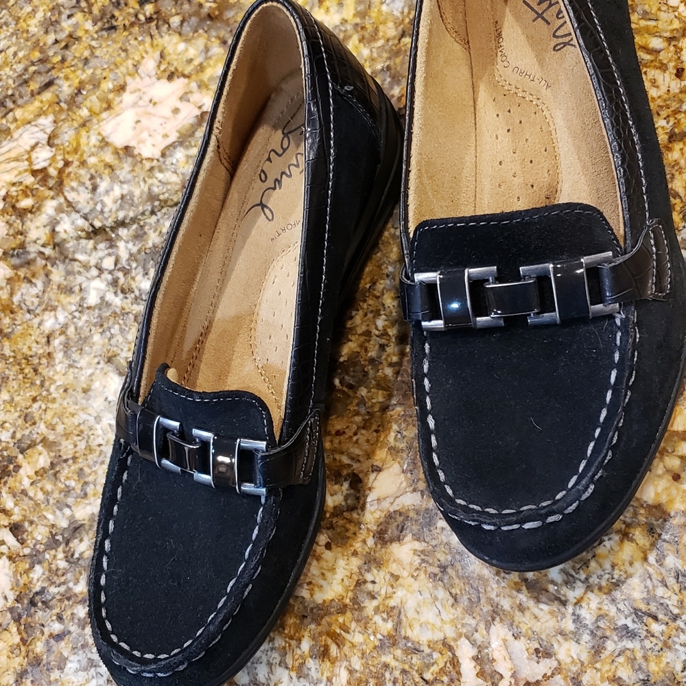 Natural Soul loafers
